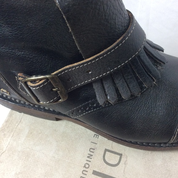 Bed Stu leather “dipper” booties in black rustic